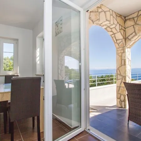Villablu2 Doppelhaushaelfte Fantastic Seaview, Pool *